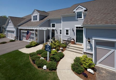 Wakefield Meadows by Pulte Homes in Providence-Warwick Rhode Island